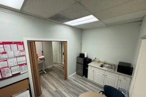 Auto Service Center