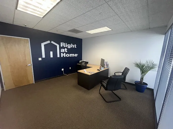 Right at Home Picture 3