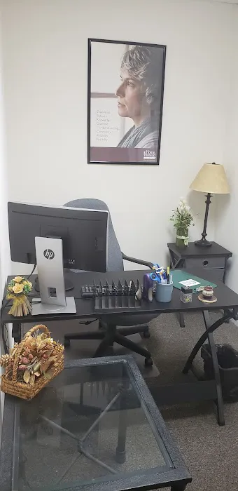 Home Instead Picture 9