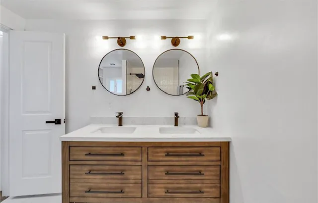 Chapman Rose, Inc Residential Home Care for the Elderly Picture 9