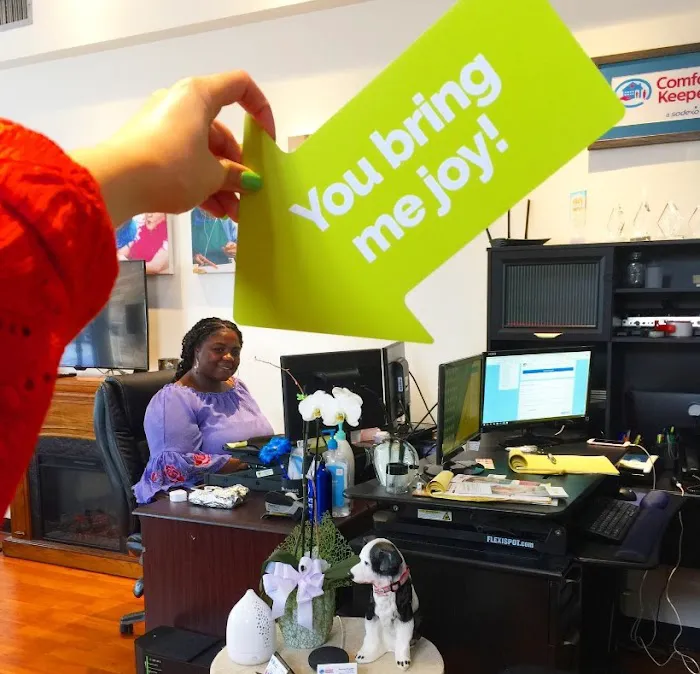 Bupsy of Santa Monica Picture 6