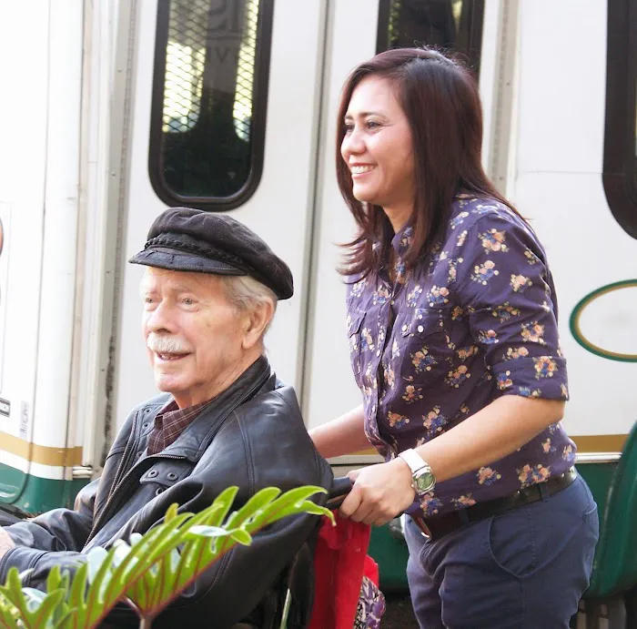 1Heart Caregiver Services Picture 4