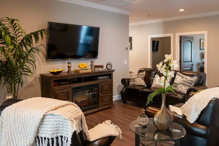 Senior Oasis Picture 7