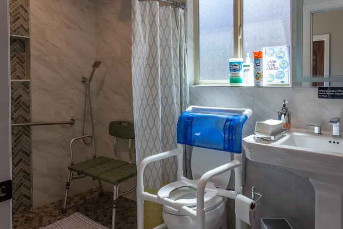 Senior Oasis Picture 10