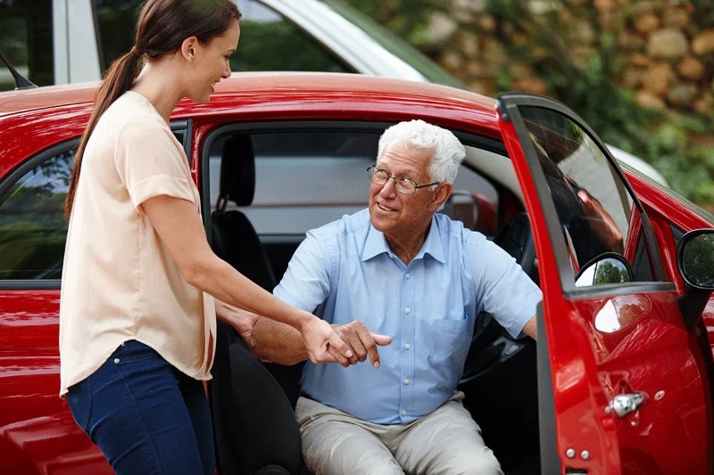 How to Make Transportation and Outings Safe and Enjoyable for Seniors