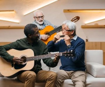 Tips for Using Music and Memory Exercises to Support Cognitive Function