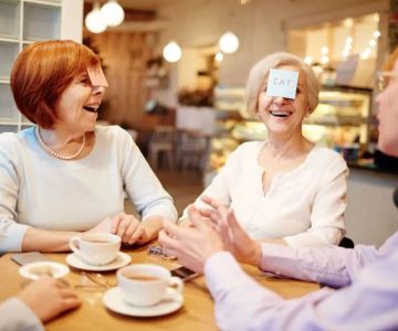 How to Support Seniors in Enjoying Meaningful Social Interactions Every Day