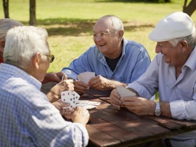 How to Encourage Older Adults to Stay Socially Active in Small Groups