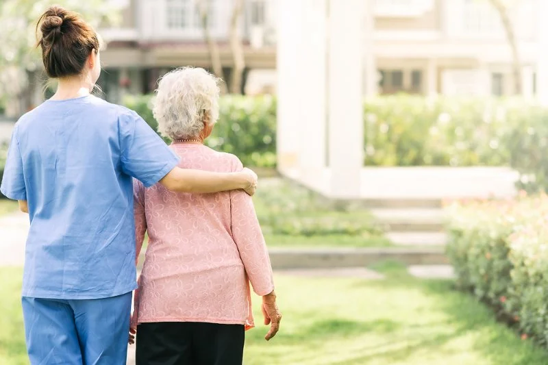 How to Handle Wandering in Dementia Patients