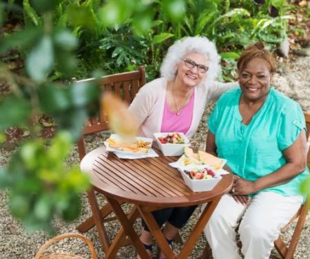 Tips for Encouraging Safe and Fun Outdoor Activities for Aging Loved Ones | HomeCare Hub