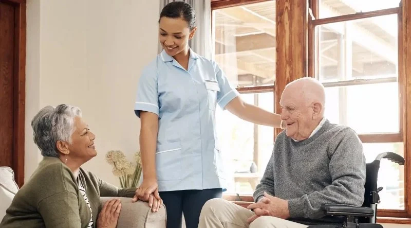 Effective Communication Strategies for Dementia Care – Improve Care and Support