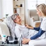 What to Expect from In-Home Care Services | HomeCare Hub