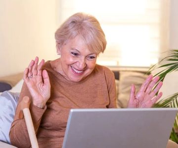 Strategies for Helping Seniors Stay Socially Connected While Aging at Home