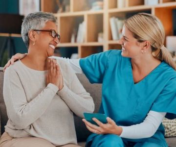 How to Use Positive Reinforcement to Support Healthy Habits in Seniors