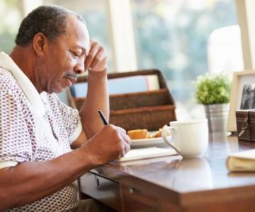 The Benefits of Journaling and Creative Writing for Older Adults