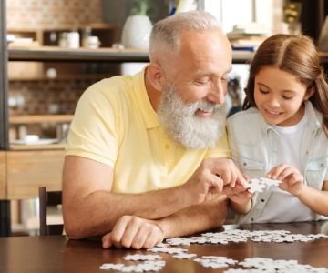 How to Help Seniors Stay Mentally Stimulated with Puzzles and Games