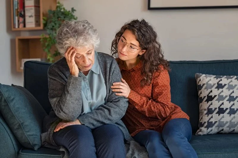 How to Build Emotional Resilience in Seniors Facing Life Transitions - HomeCare Hub