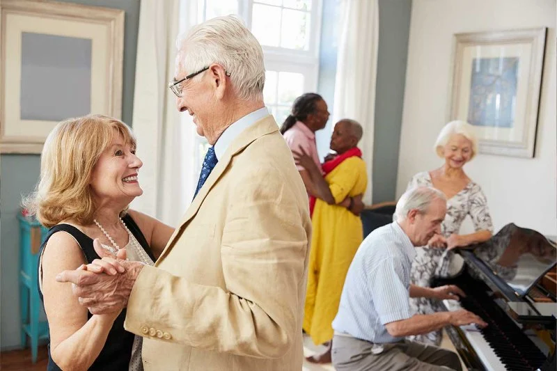Techniques for Encouraging Seniors to Stay Socially Connected in Small Communities