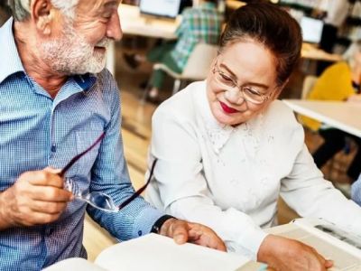 The Importance of Encouraging Curiosity and Lifelong Learning in Older Adults