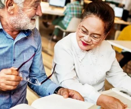 The Importance of Encouraging Curiosity and Lifelong Learning in Older Adults