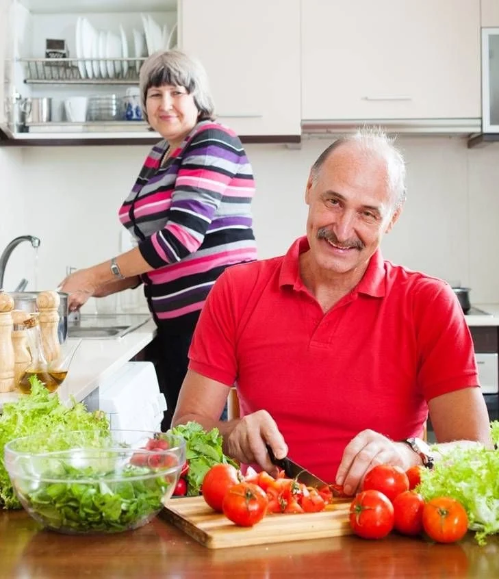 How to Make Meal Preparation Easy and Enjoyable for Aging Loved Ones