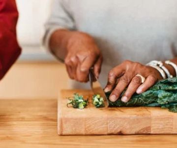 Tips for Promoting Healthy Eating Habits in Older Adults