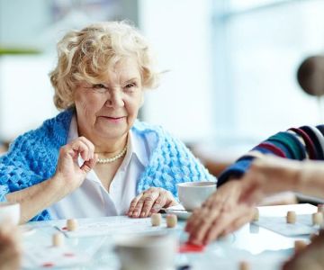 Tips for Supporting Seniors with Cognitive Decline in Daily Life