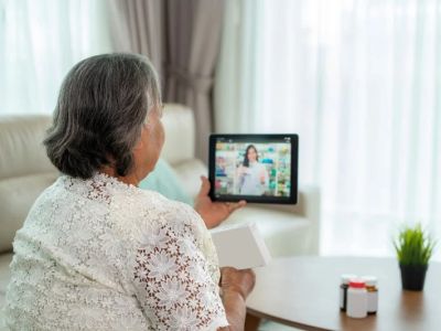 The Role of Mobile Apps in Managing Senior Health