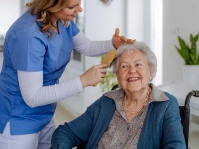 Tips for Making Grooming and Personal Care More Comfortable for Seniors