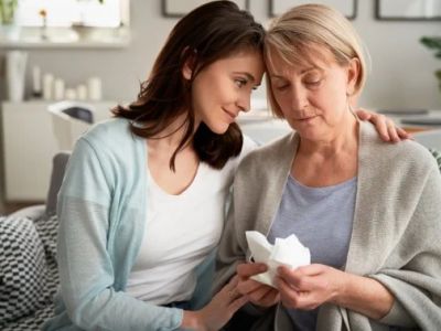 Strategies for Supporting Seniors Through Emotional and Life Transitions