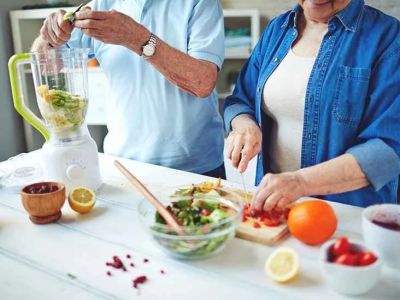 Stress-Free Diet Support Strategies for Seniors at Home