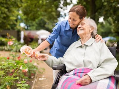 How to Provide Emotional Support to Dementia Patients