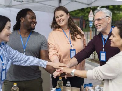 Strategies for Encouraging Social Participation in Community Programs