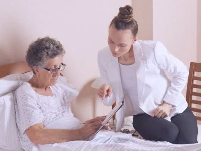 Creating a Personalized Care Plan That Reflects Your Loved One’s Preferences