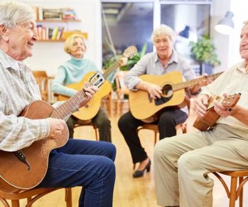 The Benefits of Music and Art Therapy for Seniors Living at Home