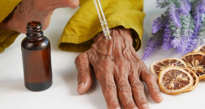 The Benefits of Aromatherapy in Senior Care